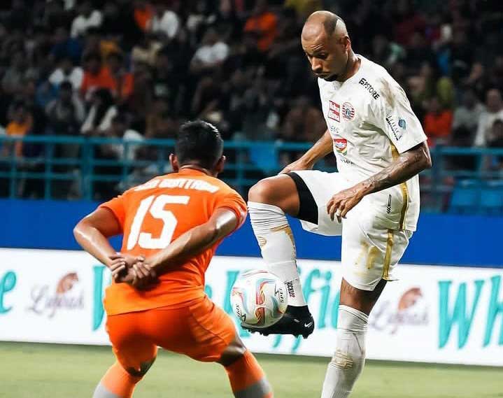 Laga Borneo FC vs Persija berlangsung di Stadion Batakan Balikpapan, Selasa (6/2) malam.