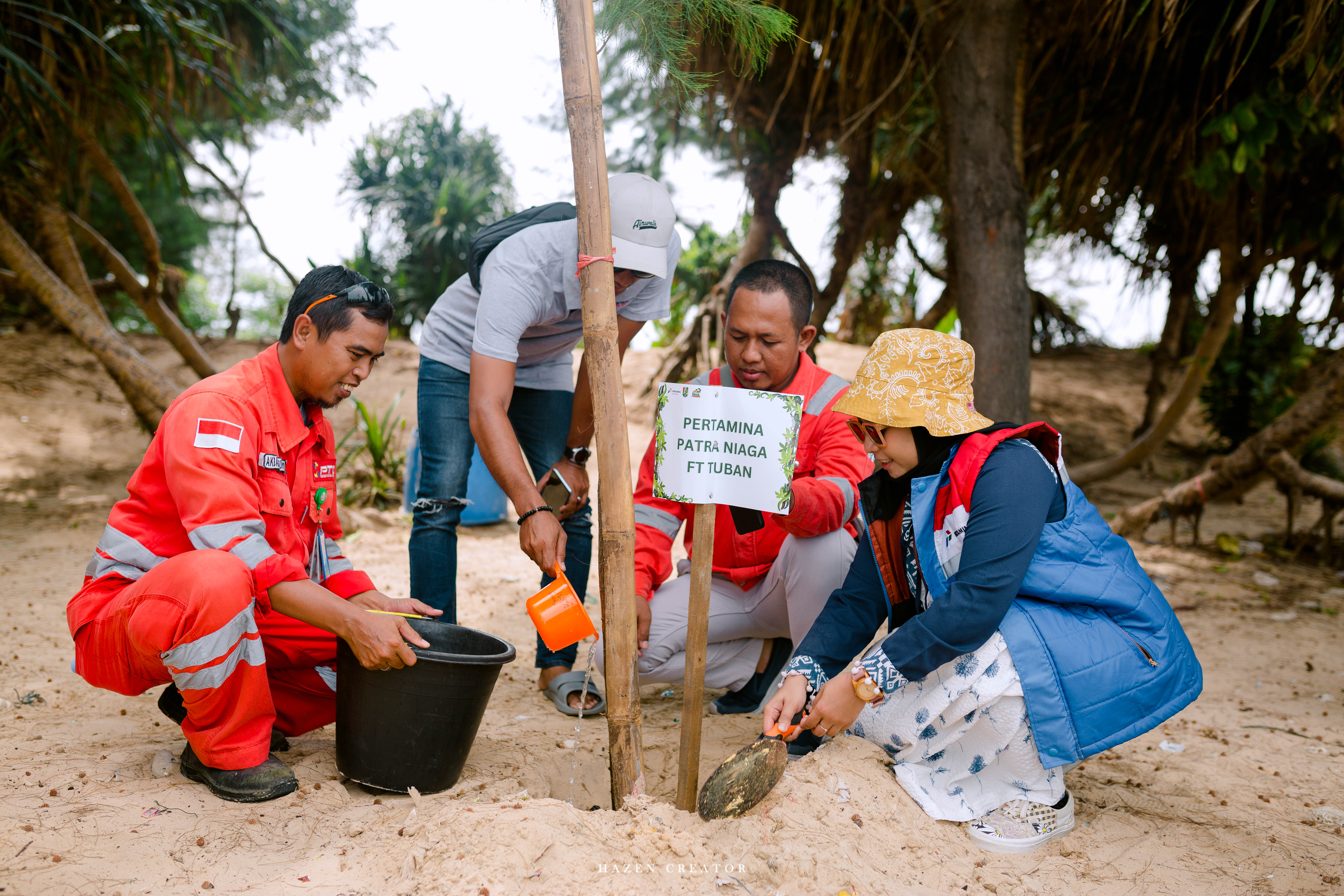Untuk capai Net Zero Emission Tahun 2060, Pertamina Patra Niaga Jatimbalinus Tanam 11 Ribu Lebih Bibit Pohon Dukung Dekarbonisasi