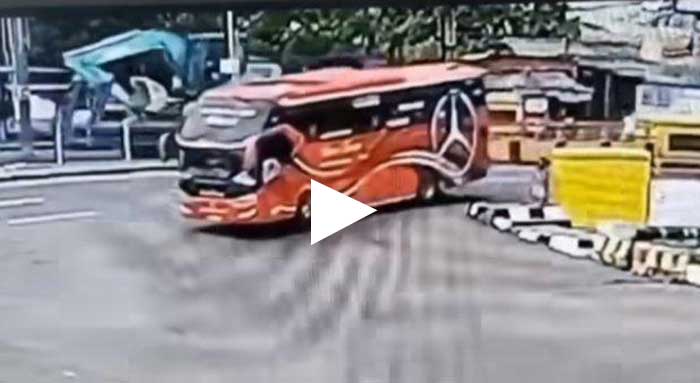 Potongan video detik-detik bocah tewas terlindas ban saat berburu telolet.
