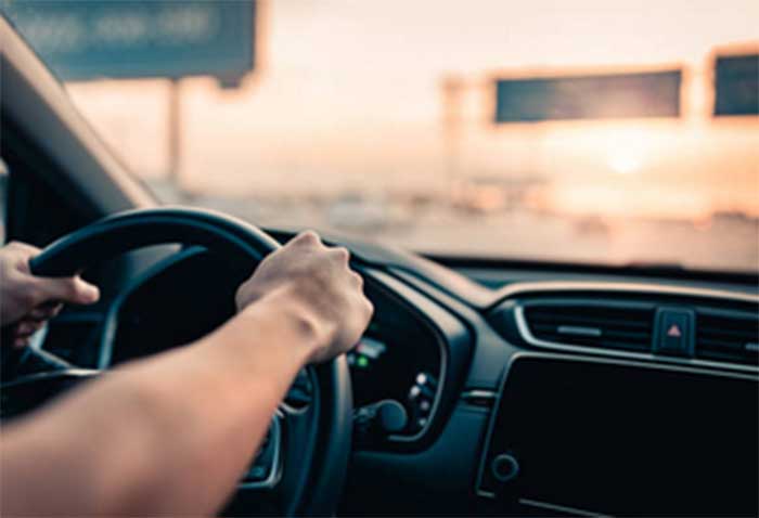 Ilustrasi mengemudi mobil