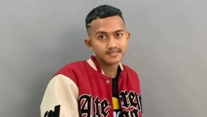 Galih Loss , Tiktokers  yang ditetapkan tersangka usai membuat konten video yang mengandung unsur penistaan agama.