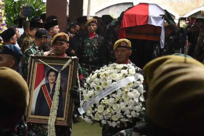 Mooryati Soedibyo, Wakil Ketua MPR 2004-2009 yang juga pendiri Mustika Ratu wafat di usia 96 Tahun.