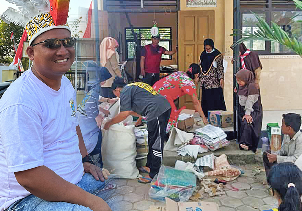 PEDULI: Kegiatan jual beli barang rongsok di Koperasi Bank Sampah Rumah Resik, Singgahan. Foto kiri, Supriyanto sang inisiator bank sampah