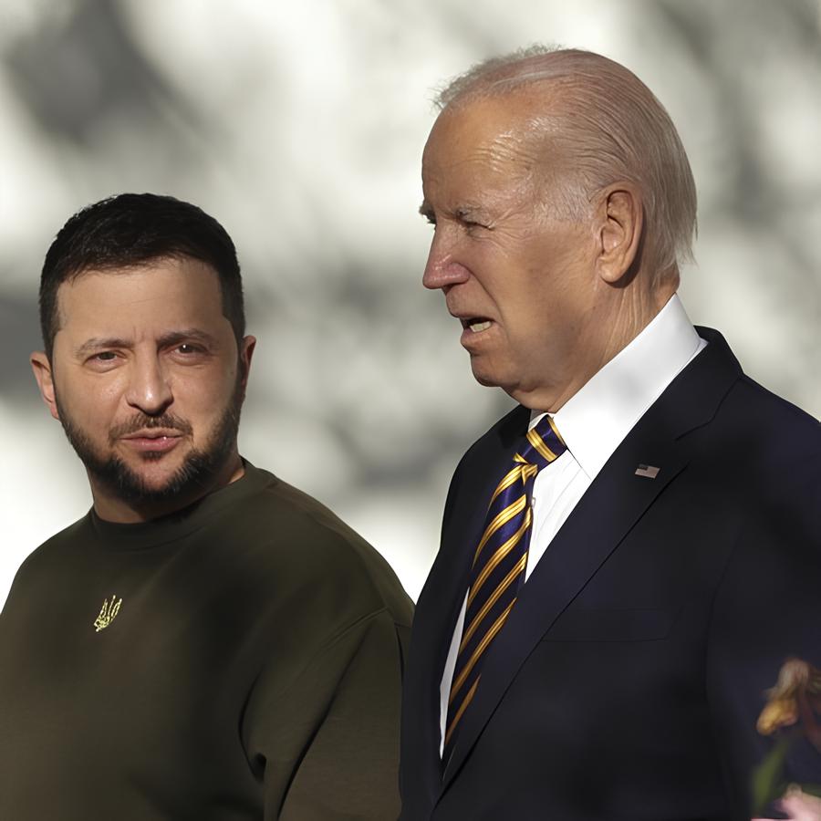 Presiden Amerika Serikat Joe Biden bersama Presiden Ukraina Zelensky