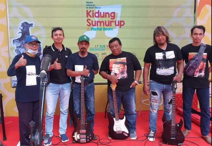 Matoh Band, salah satu band pelestari lagu-lagu Koes Plus dari Tuban.