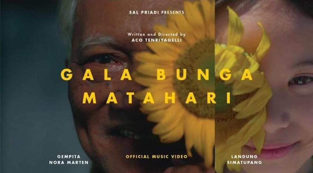 Rilisnya video musik Gala Bunga Matahari yang dinyanyikan Sal Priadi berhasil meraih posisi trending 1 di video trending Musik Youtube.