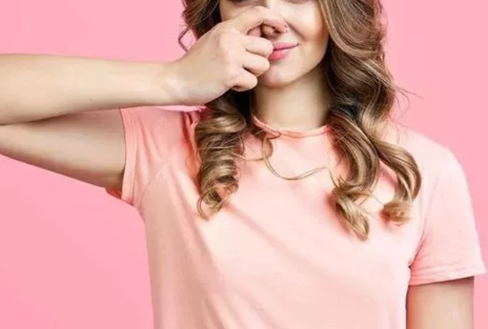 Cara mengatasi bau ketiak dengan cara sederhana.