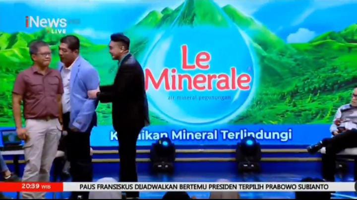 Silfester yang terekam keluarkan umpatan kasar saat berdebat dengan Rocky Gerung.