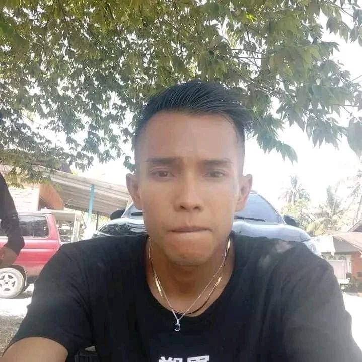 Wajah pria berinisial IS, terduga pelaku pembunuhan gadis penjual gorengan di Padang, Sumatera Barat.