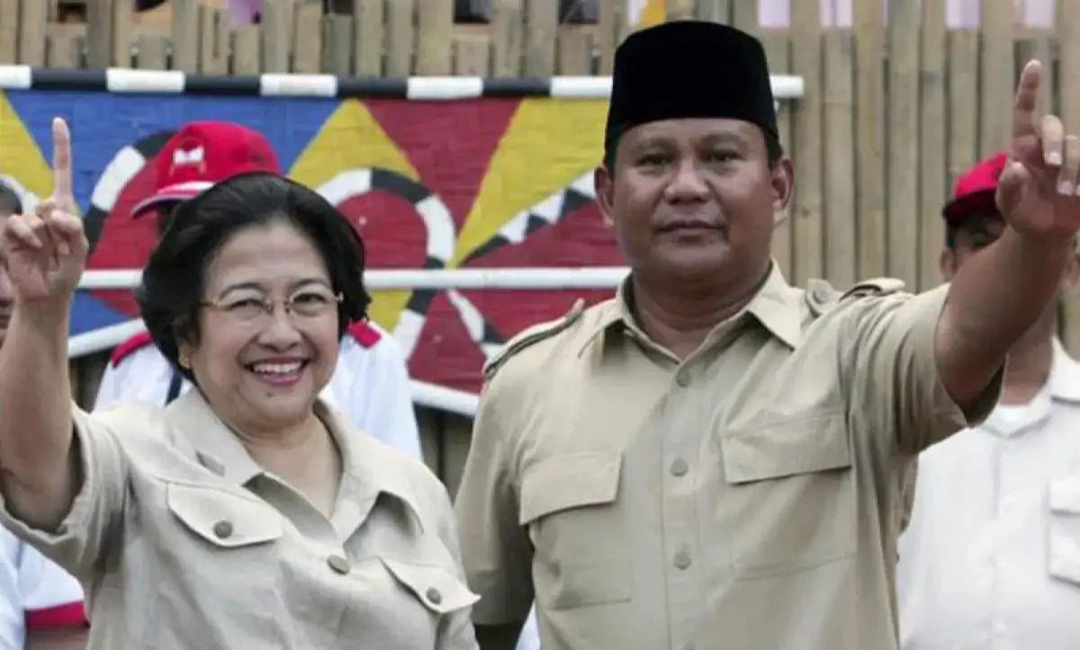 Megawari Soekarnoputri saat masih berpasangan bersama Prabowo Subianto pada pemilihan presiden.