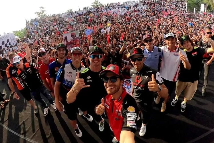Para pembalap MotoGP yang terkesan  antusiasme fans Indonesia.