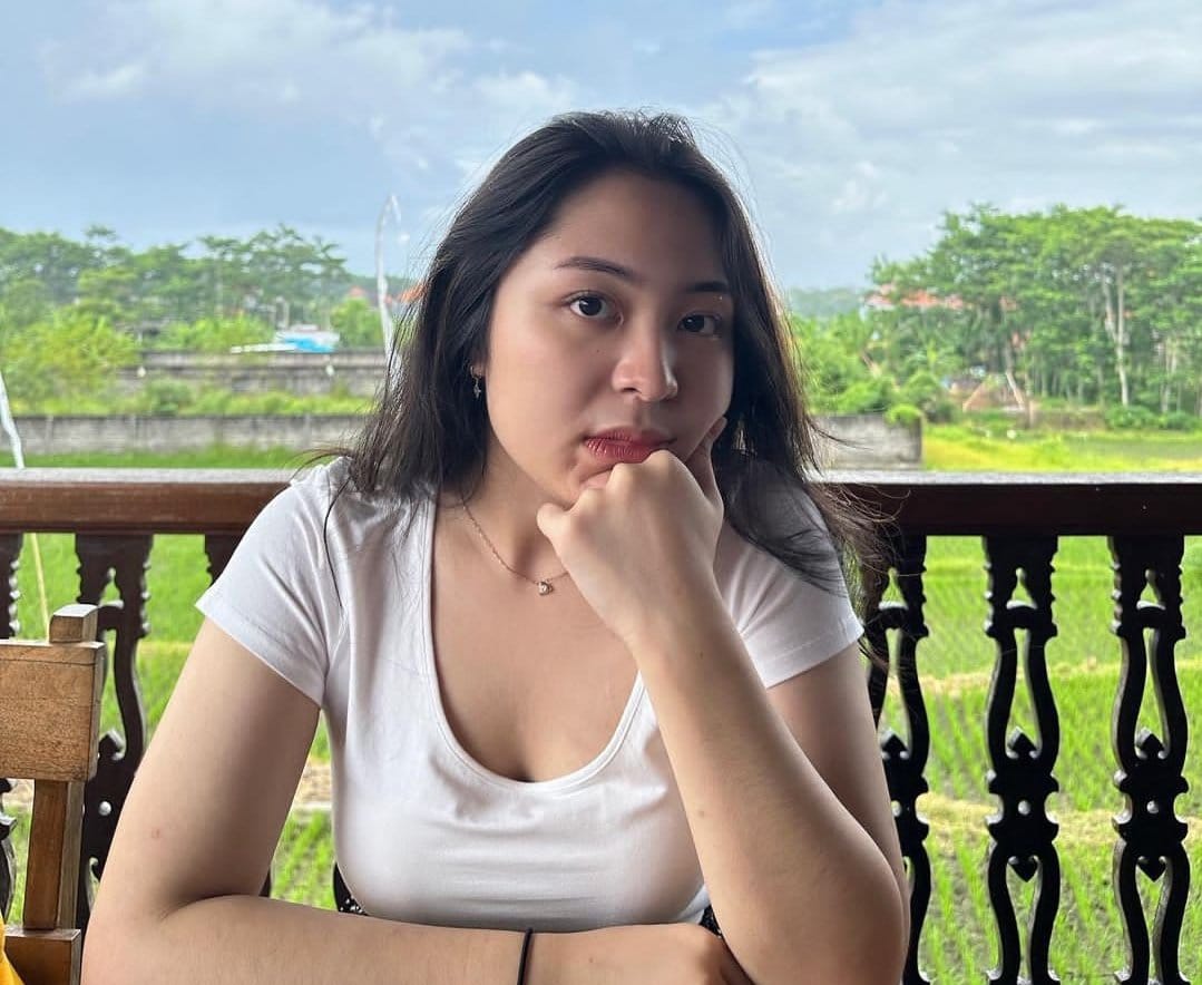 Bernadya, vokalis wanita yang sedang naik daun.