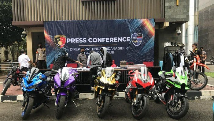 Aset Doni Salmanan yang disita oleh kepolisian.