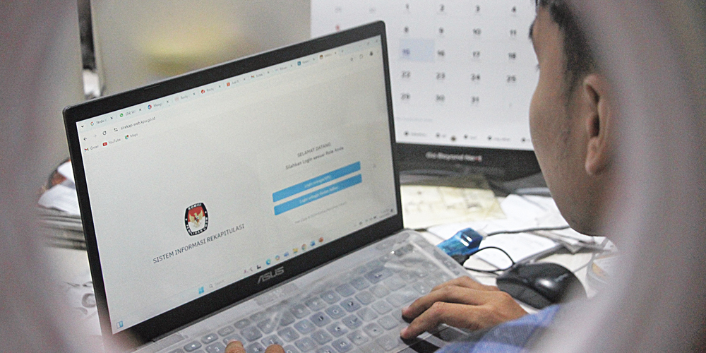 Web sirekap yang hanya bisa diakses oleh penyelenggara pemilu. Pada pilkada 27 November nanti, aplikasi ini akan kembali digunakan