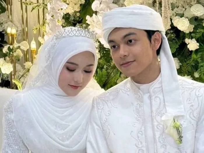 Pendakwah muda, Gus Zizan, telah resmi mempersunting gadis cantik Kamila Asy Syifa.