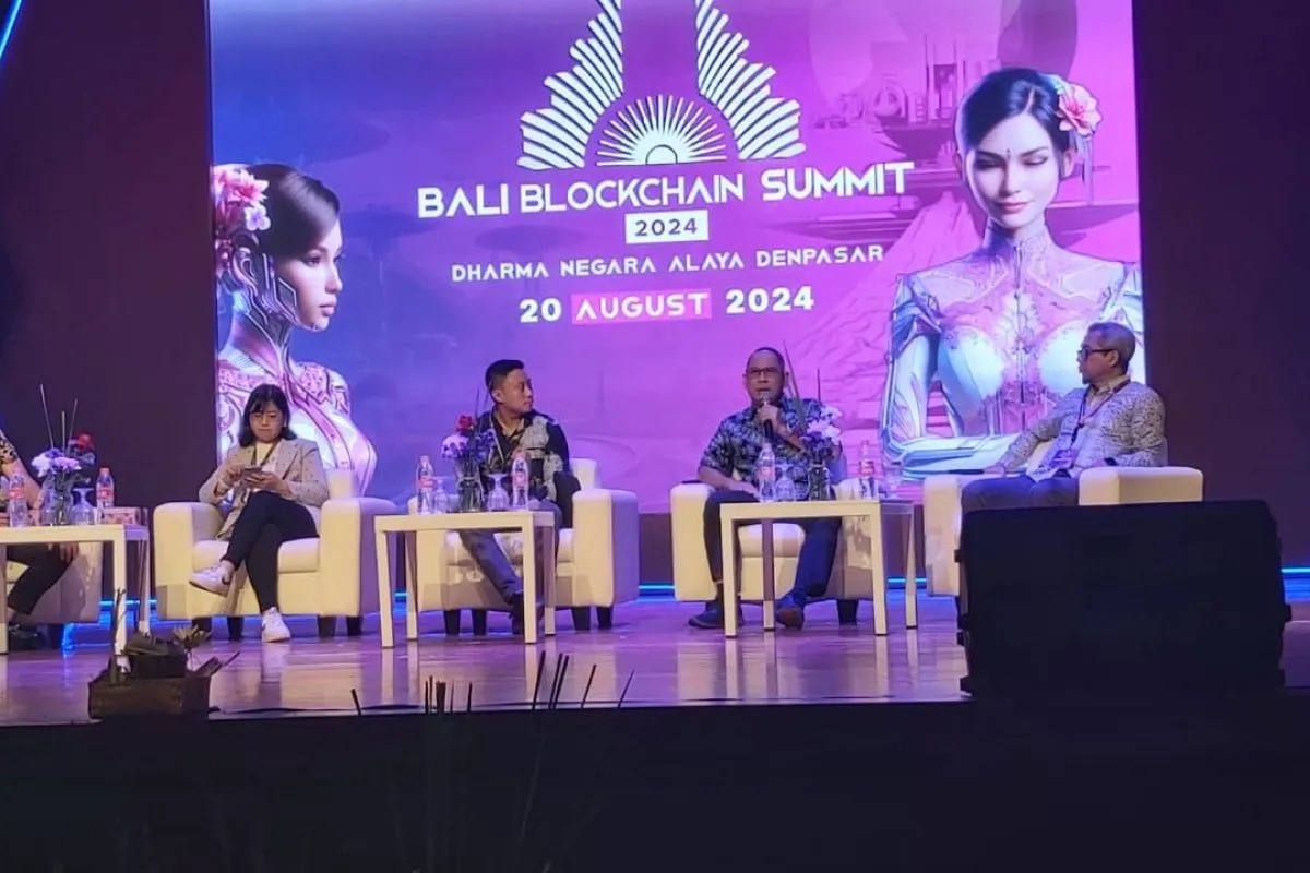 Edi Permadi, Presiden Direktur PT J Resources Asia Pasifik (PSAB) dalam acara Bali Blockchain Summit.