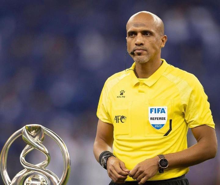 Wasit Ahmed AL Kaf yang pimping pertandingan Indonesia - Bahrain.