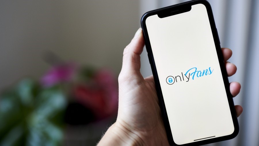 OnlyFans, platform yang bisa menghasilkan uang dari para penggemar.