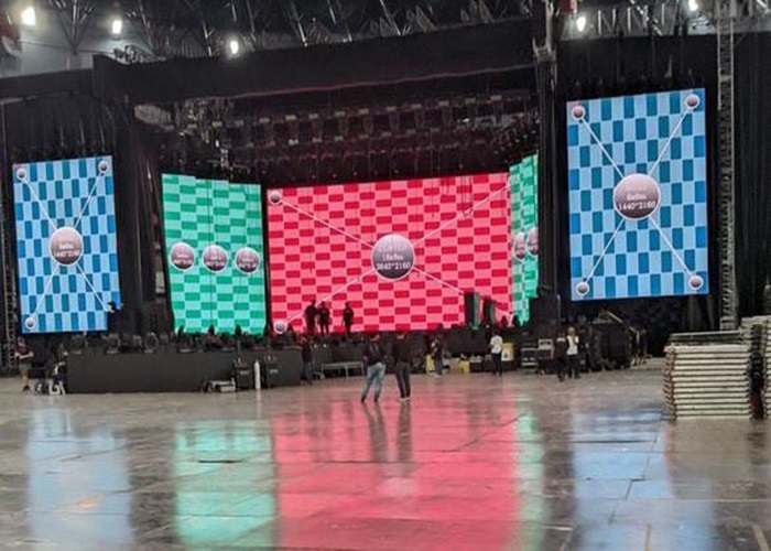 Panggung konser Dua Lipa di Jakarta yang disebut tidak memenuhi standar konser sang diva.
