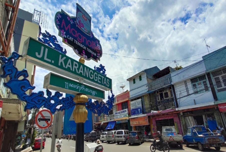 Jalan Karanggetas yang memiliki mitos dan misteri tersendiri.