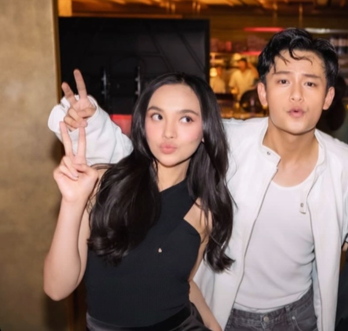 Lyodra Ginting diisukan tengah berpacaran dengan Randy Martin.