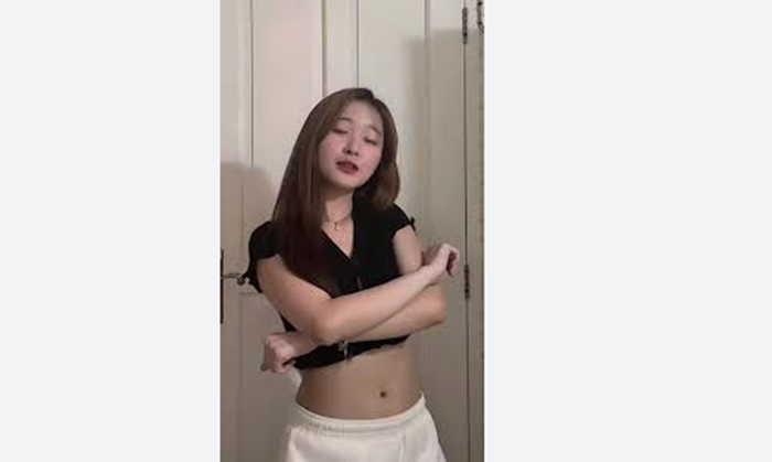 Link video Vior viral di TikTok yang banyak dicari warganet.