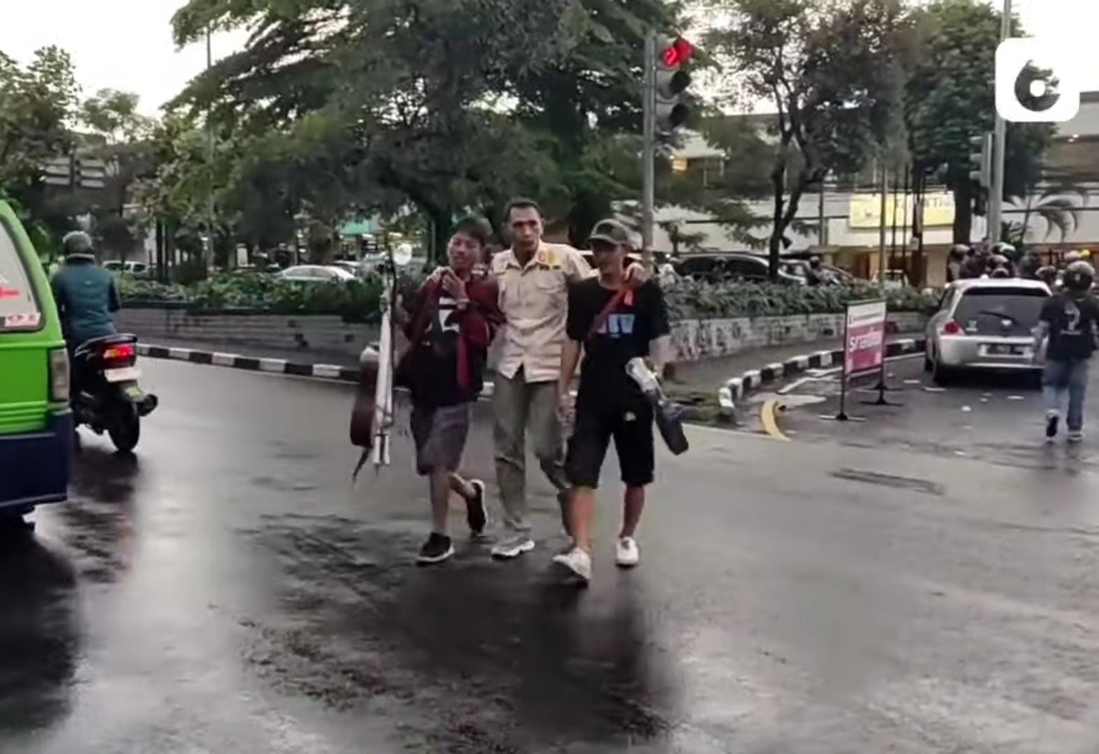 Sejumlah pengamen di Bogor yang ditertibkan pasca viral.