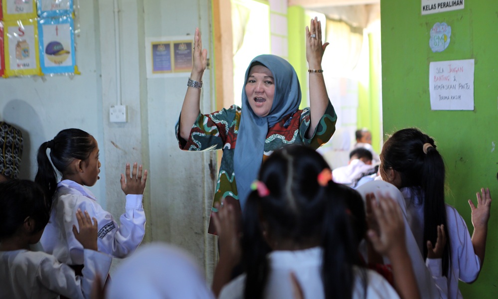 Gaji guru resmi naik 2025