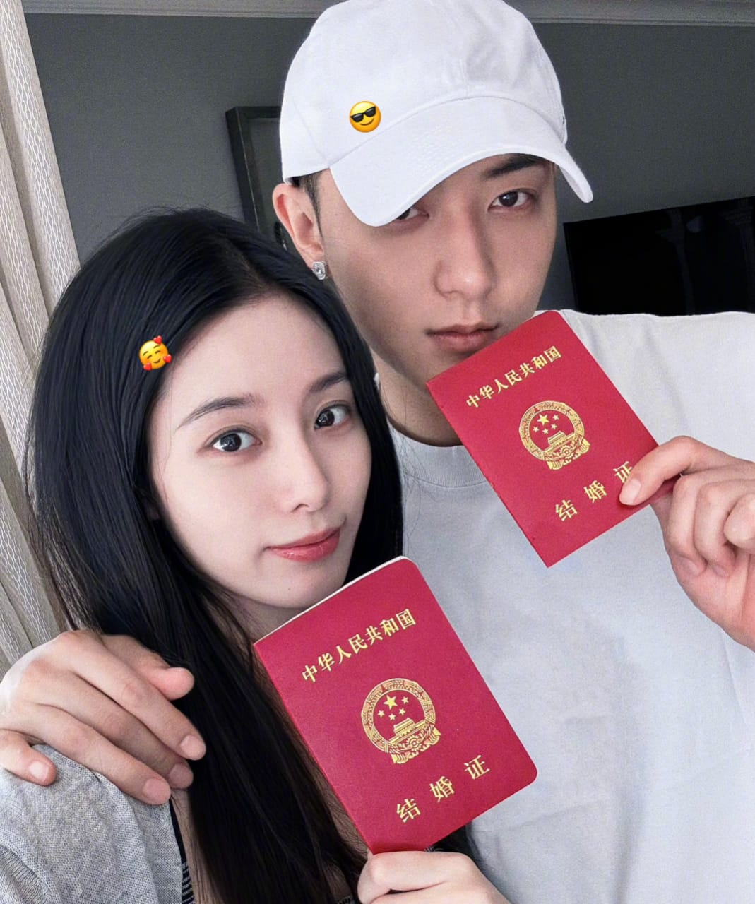 mantan personel EXO, Tao umumkan pernikahannya bersama dengan Xu Yiyang