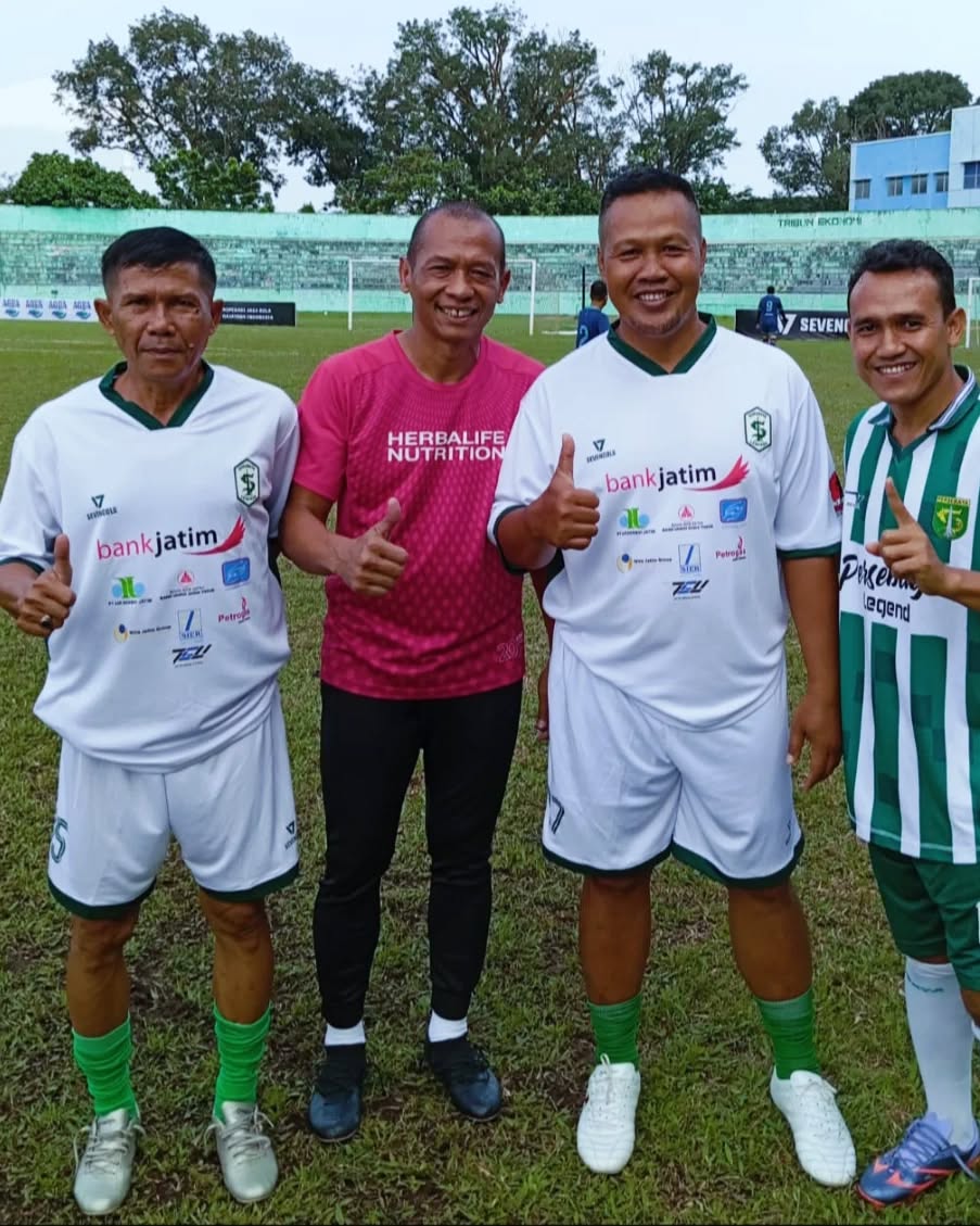Mantan kiper Timnas Indonesia, Hendro Kartiko
