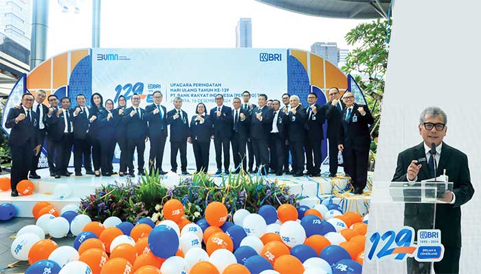 SEMAKIN SUKSES: Memasuki usia ke-129 tahun, BRI semakin mengokohkan perannya sebagai market leader di sektor perbankan nasional. Direktur Utama BRI, Sunarso (foto kanan)