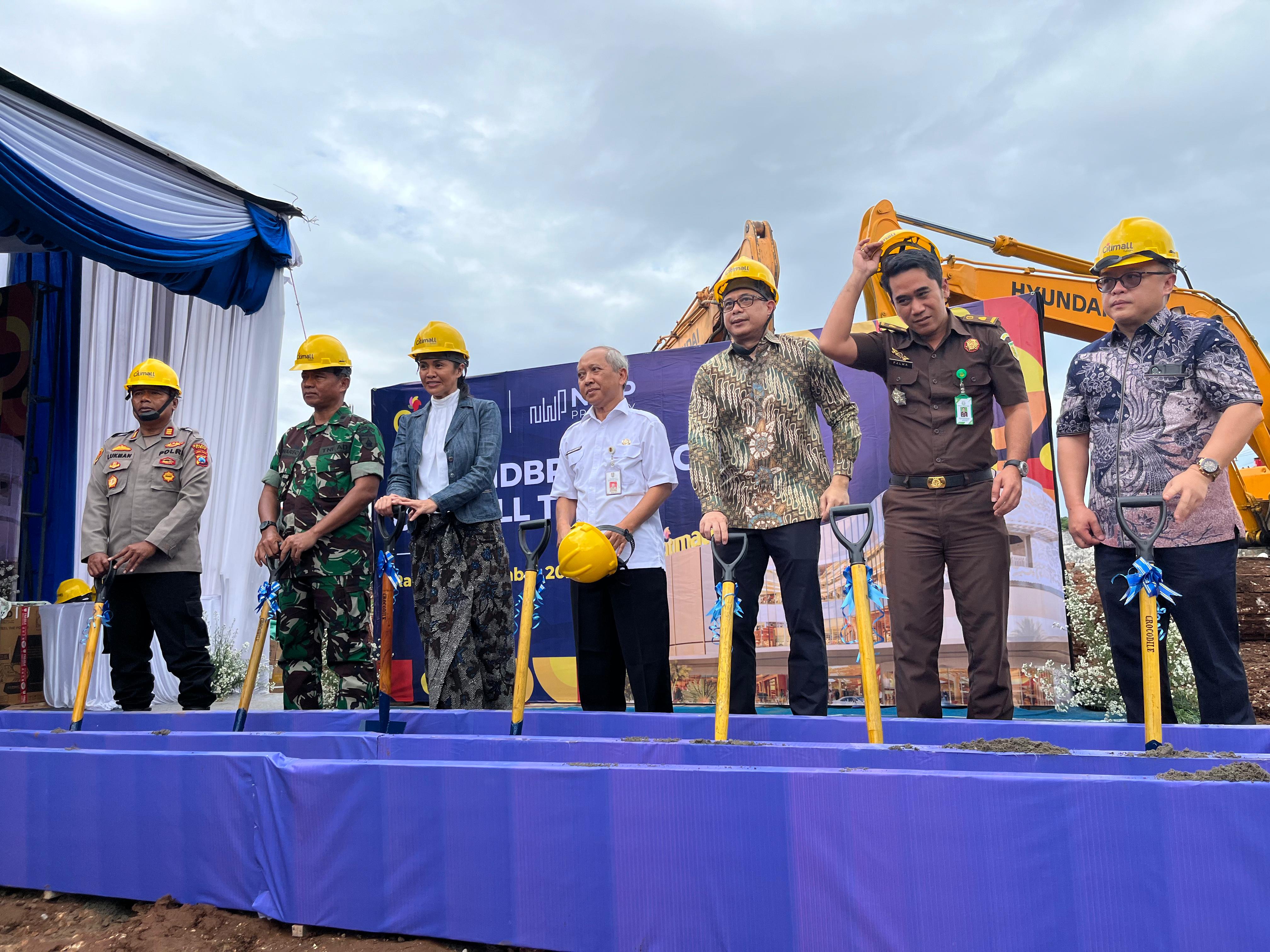 Peletakan batu pertama Citimall
