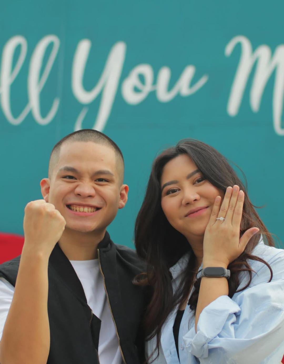 Potret Cellos yang melamar Natasha Putri Tumakaka.