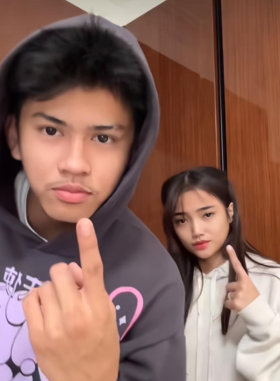 Jaden, pemenang Byon Combat 4 foto bersama dengan Fuji