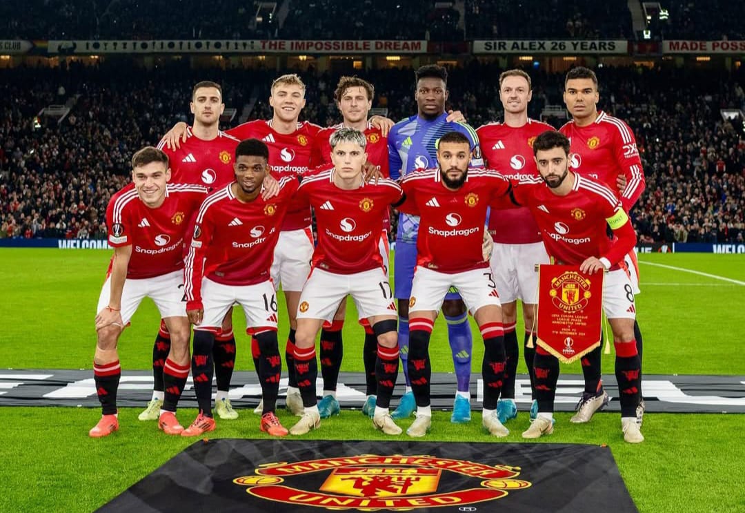 Manchester United saat akan berlaga di lapangan hijau