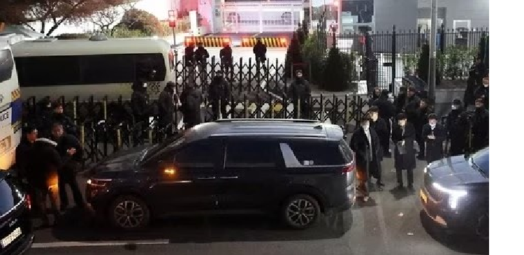KPK Korsel dihadang paspampres saat akan jemput presiden Yoon Suk Yeol