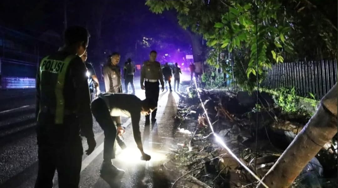 Polisi lakukan penyelidikan terkait kecelakaan bus pariwisata di kota Batu