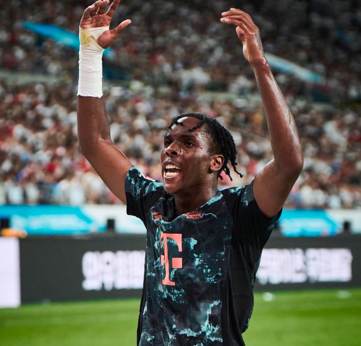 Penyerang muda Bayern Munchen, Mathys Tel