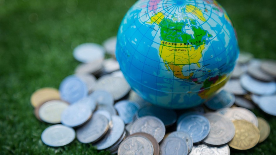 Prediksi ekonomi global 2025.