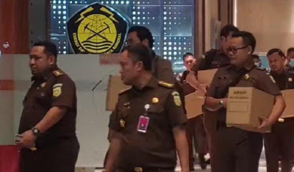Kejagung geledah rumah ditjen Migas atas kasus korupsi tata kelola minyak mentah