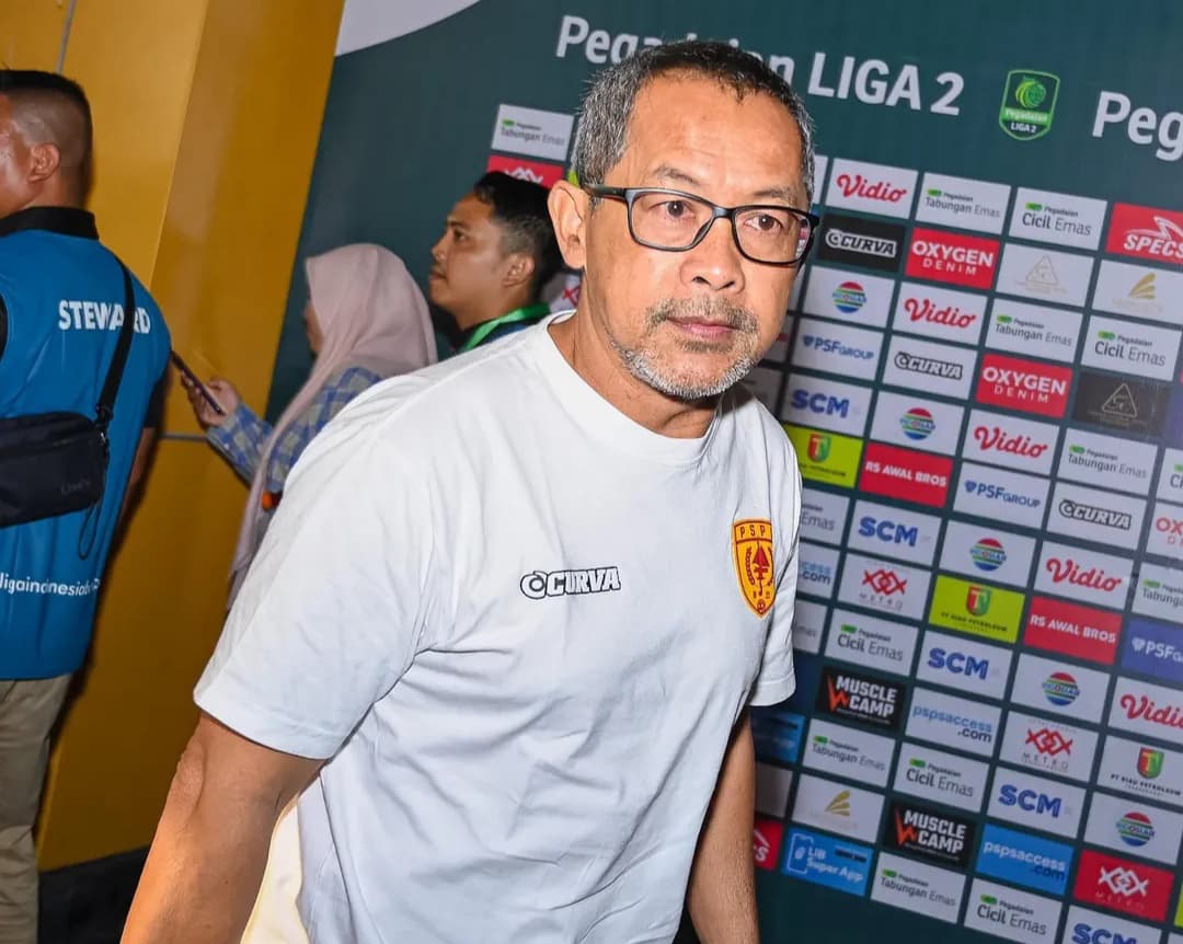Aji Santoso pelatih PSPS Pekanbaru yang diisukan gantikan Ze Gomes jadi pelatih Arema FC (instagram/pspsriau)