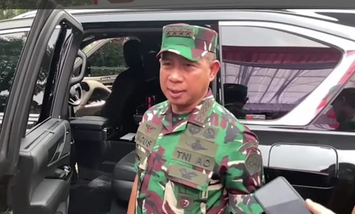 Panglima TNI Jenderal Agus Subianto.