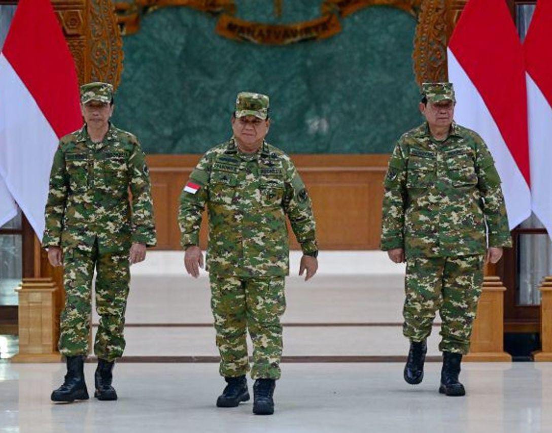 Presiden Prabowo Subianto perlihatkan kedekatannya dengan SBY dan Jokowi di beberapa agenda penting