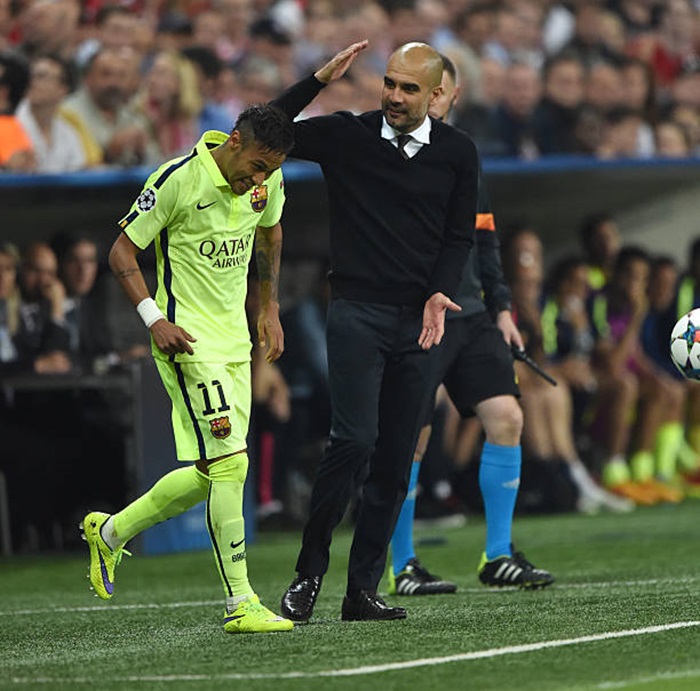 Pesepak bola Neymar