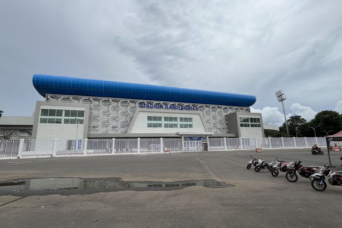 Tampilan baru Stadion Kanjuruhan pasca direnovasi.