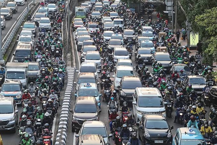 Ilustrasi puncak arus mudik.