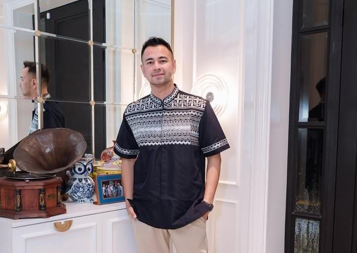 Raffi Ahmad yang kembali menuai polemik dengan MUI atas candaannya di televisi nasional.