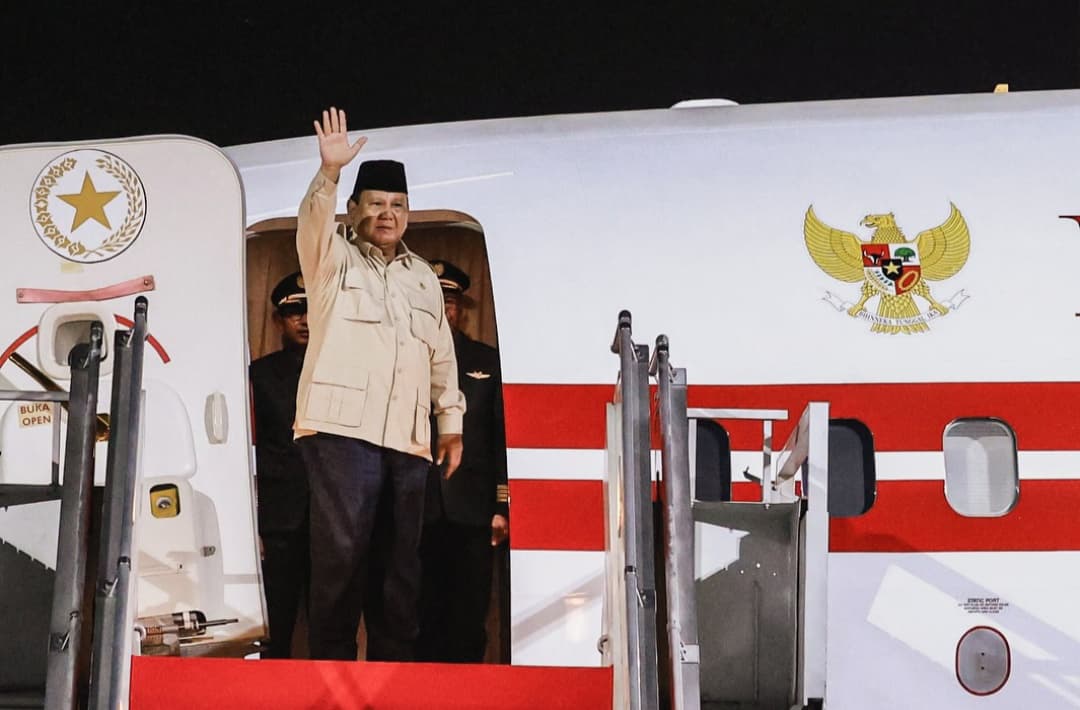 Presiden Prabowo tengah melakukan perjalanan ke Timur Tengah
