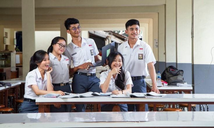 Ilustrasi siswa tingkat SMA