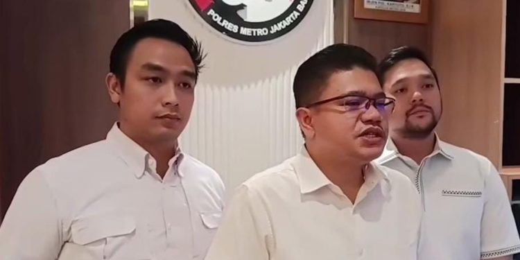 Polisi menangkap artis berinisial FA atas kasus penyalahgunaan narkoba